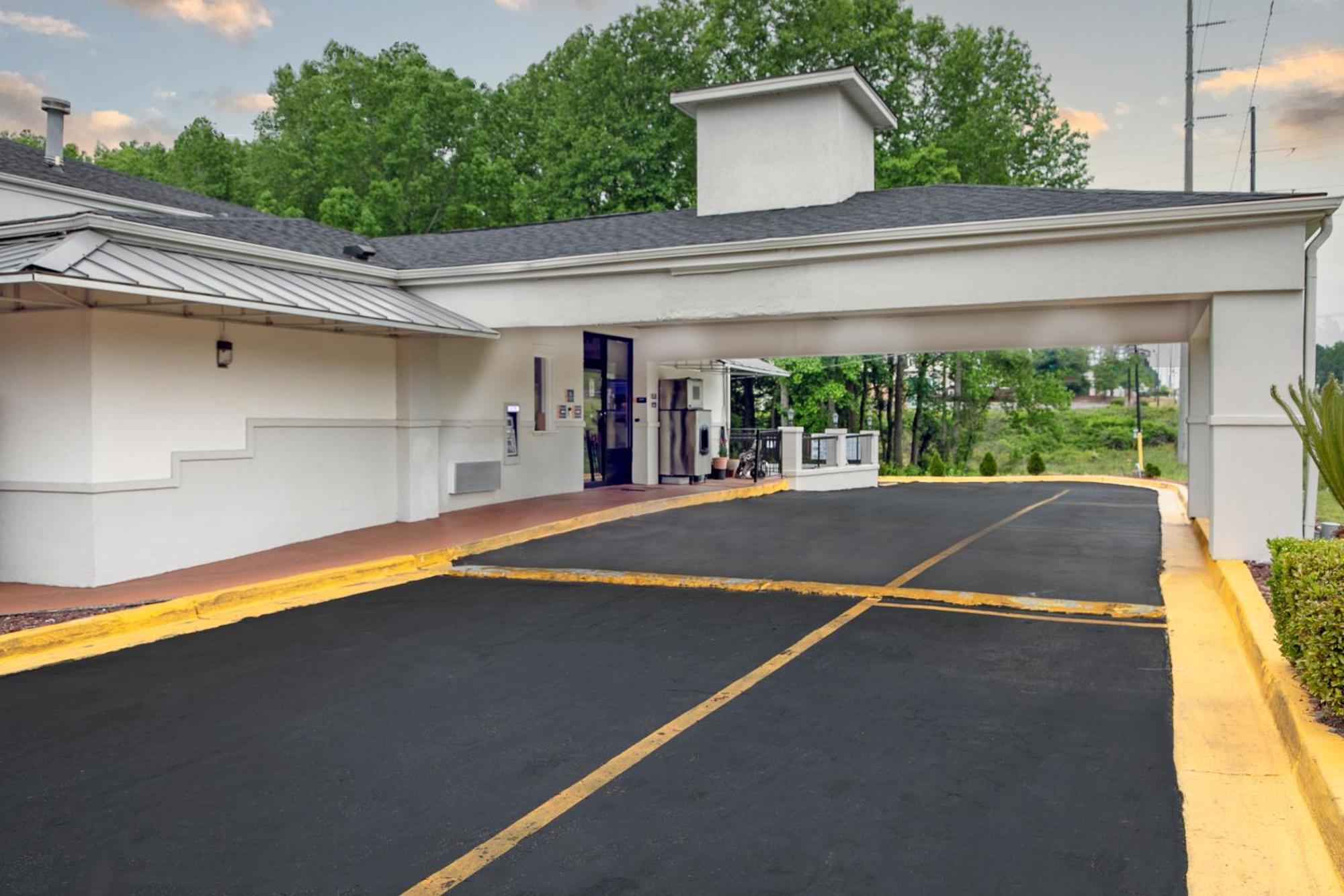 Days Inn By Wyndham Augusta Near Fort Gordon Exterior foto